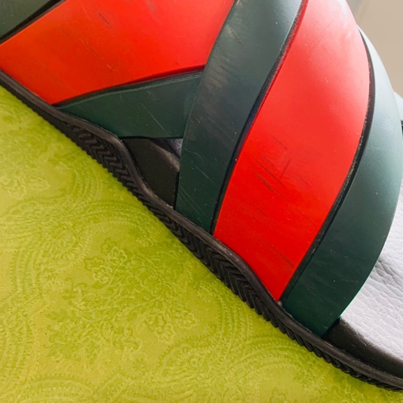 Mens web Gucci slippers main image 10